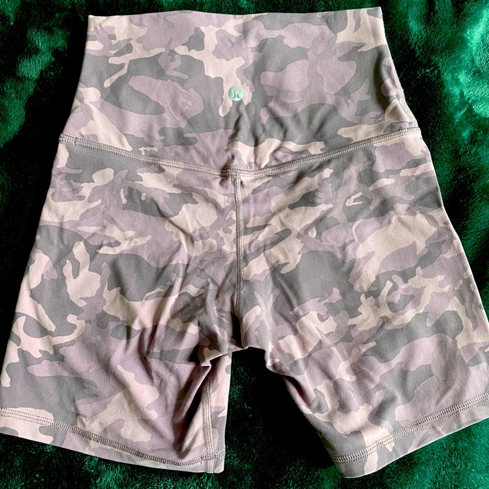 Lululemon 6inch Align Shorts